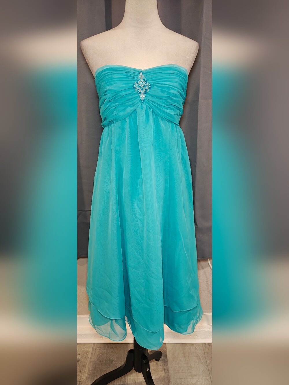 NWT Eden Maids Strapless Turquoise Chiffon Cocktail Gown w Ruched Beaded Bodice